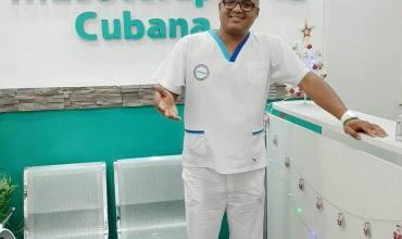 El hombre fue detenido junto a su pareja por ejercicio ilegal de la medicina