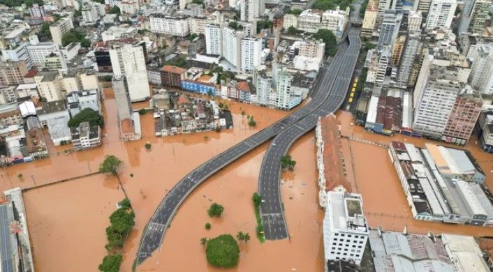 Suman 78 los fallecidos por las trágicas lluvias en el sur de Brasil