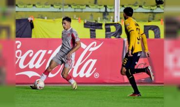 Estudiantes perdió en Bolivia con un polémico gol y complicó su futuro en la Libertadores
