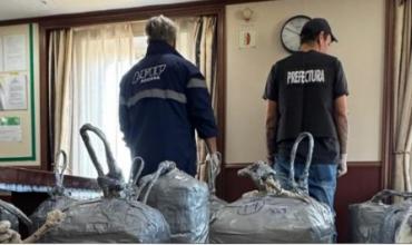 La Aduana descubrió 400 kilos de cocaína en un buque atracado en el puerto de San Lorenzo