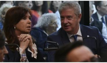 El abogado de Cristina Kirchner afirmó que “los genocidas” de la última dictadura “tuvieron juicio y ella no”