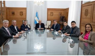 En medio de la tensión con el Gobierno, los mandatarios provinciales se reúnen para profundizar sus reclamos