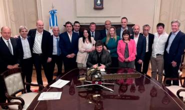 El Gobierno acusó a la UCR y la Coalición Cívica de votar con el kirchnerismo tras la derrota en Diputados