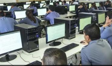 Como los residentes de medicina, un policía hizo trampa en un examen para obtener un ascenso en Santa Fe y fue suspendido