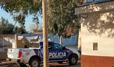 Fuertes operativos policiales en diversos barrios de la capital riojana