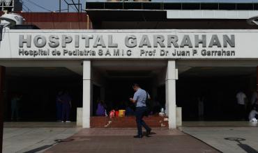 Exitosa cirugía en el Hospital Garrahan: separan a siamesas unidas por el hígado