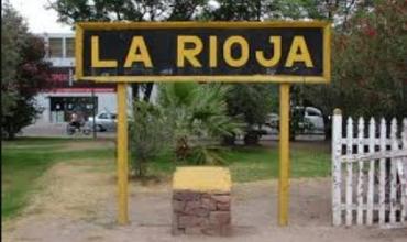 Un adolescente fue embestido por un automóvil que luego se dio a la fuga