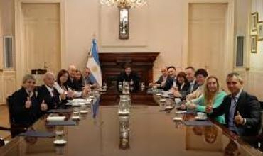 Javier Milei suma al Gabinete a la reunión con gobernadores en Casa Rosada