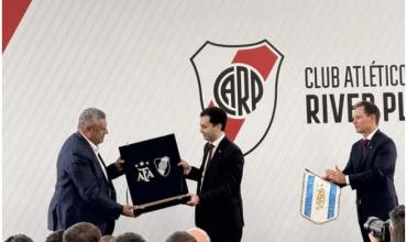En medio de la crisis, Stefano Di Carlo asumió formalmente la presidencia de River hasta 2029