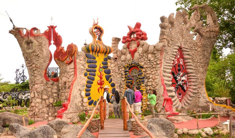 Resultado de imagen para EL MÍTICO CASTILLO DE DIONISIO