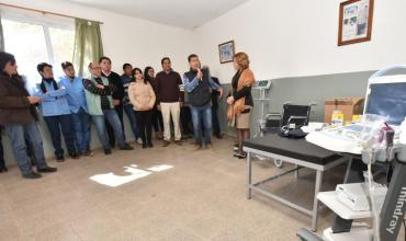 El Gobernador entregó equipamiento sanitario y visitó obras en San Blas de los Sauces