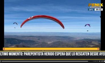 Un parapentista se accidentó y desde ayer espera que lo rescaten