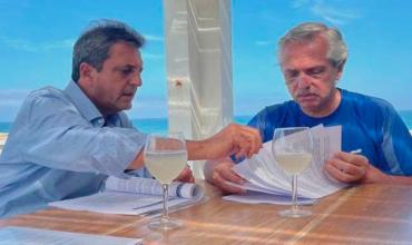 Reparto de fondos a provincias: La Casa Rosada transfirió 22% menos a los gobernadores, respecto al 2021