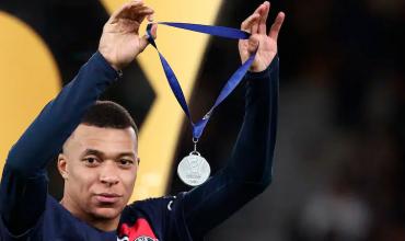 Kylian Mbappé hizo un golazo para que PSG ganara el Trofeo de Campeones de Francia y recordó sus años con Lionel Messi