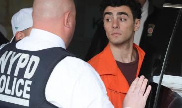 Pedirán la pena de muerte para Luigi Mangione, el acusado de asesinar al director ejecutivo de UnitedHealthcare