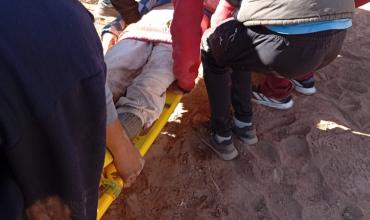 Jockey sufrió una fuerte caída durante una carrera en Guandacol