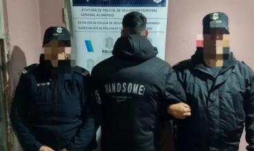 <br />
<b>Notice</b>:  Undefined index: url in <b>/var/www/fenix951/public/categoria.php</b> on line <b>97</b><br />
