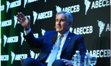 Acuerdo con EE.UU.: Pablo Quirno negó que Argentina "entregue" recursos y prometió nuevas inversiones