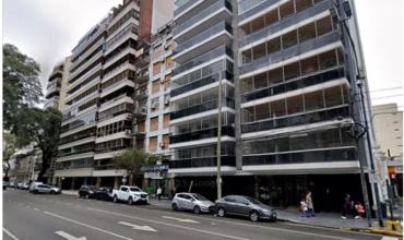 Murió un niño de 1 año y 4 meses tras caer 8 pisos por el hueco de un ascensor en Flores