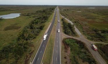 Privatizaciones: el Gobierno anunció que dos empresas se harán cargo de la ruta del Mercosur