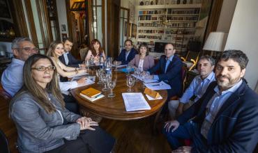 La Justicia impuso restricciones al régimen de visitas de CFK y advirtió que podrían quitarle la prisión domiciliaria