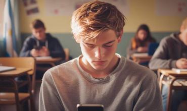 IA en las aulas: sesgo cognitivo y los riesgos de no activar los procesos que se necesitan para aprender