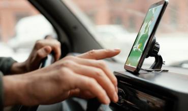 Acusan a un conductor de una app de viajes de secuestrar a una pasajera