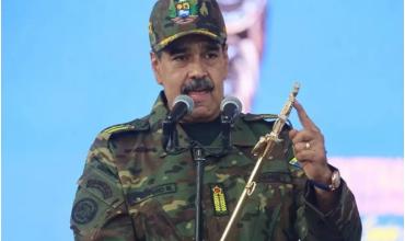 Nicolás Maduro ordena a fuerza aérea estar lista para defender a Venezuela