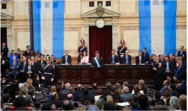 El Gobierno acelera Presupuesto y reforma laboral tras el nuevo Congreso