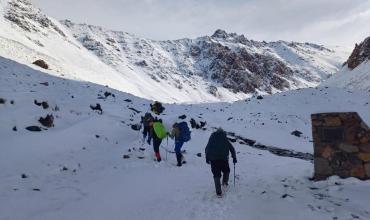 Hallaron con vida a los cinco andinistas que estaban perdidos en Cerro Punta Negra