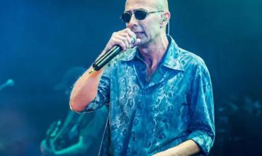 El Indio Solari emocionó a los fans con un mensaje grabado en pleno show