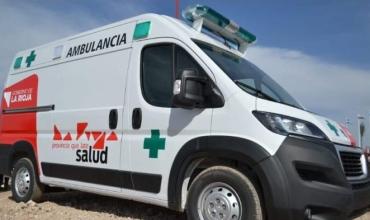 Colisión entre una motocicleta y un automóvil dejó una mujer con lesiones graves