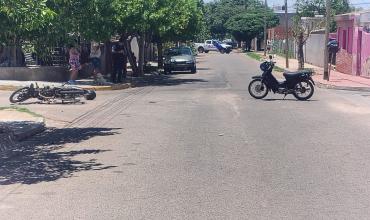 Choque entre motocicletas en barrio San Martín dejó una persona con lesiones graves