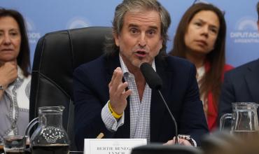 En un trámite exprés, el oficialismo logró dictaminar el Presupuesto y buscará aprobarlo mañana en el recinto