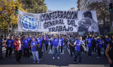La CGT marcha contra la reforma laboral de Milei y busca dar una demostración de fuerza en las calles