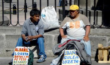 Vinculan baja de desempleo con aumento de la informalidad