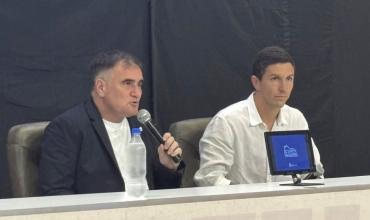 Nacho Fernández fue presentado en Gimnasia La Plata: “Espere mucho este momento"