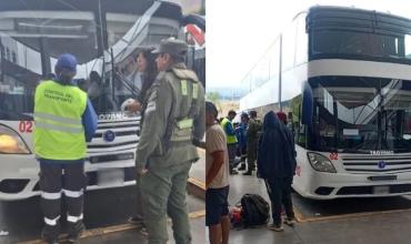 La Rioja: Un micro que iba a La Quiaca fue detenido por exceso de capacidad 
