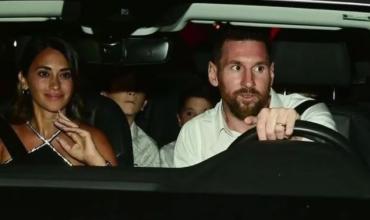Messi salió con Antonela a las calles de Rosario y le cumplió el sueño a un fanático