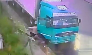 Horror en La Matanza: golpeó a su pareja, la atropelló con un camión y la mató 