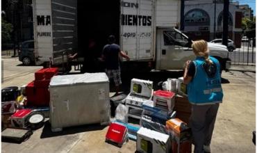 Donan juguetes y otros elementos incautados al Garrahan y a la Fundación Margarita Barrientos