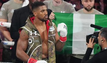 El boxeador Anthony Joshua sobrevivió a un fatal accidente en Nigeria