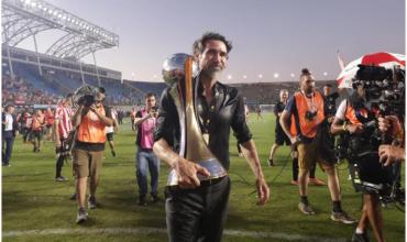 ¡Oficial! Estudiantes anunció la continuidad de Eduardo Domínguez: los detalles del acuerdo