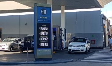 Combustibles en La Rioja: en diciembre, la nafta super de YPF subió 36 pesos y la de Refinor bajó 9 pesos