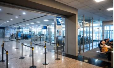 Demoras y cancelaciones en Aeroparque: 26 vuelos afectados en pleno éxodo de verano