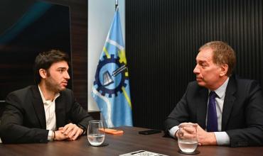 El Gobierno reactiva las negociaciones con los gobernadores por la Reforma Laboral