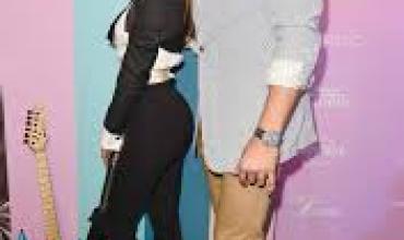 Una estrella de la NFL demandó a su exesposa modelo por declaraciones sobre su intimidad