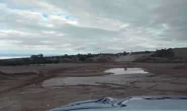 La Ruta Nacional 60 aún se encuentra cortada por acumulación de arena y derrumbes