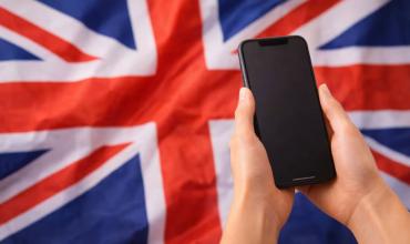 El Reino Unido evalúa bloquear las redes de los menores de 16 años con una ley similar a la de Australia