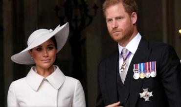 “Hicieron que la vida de Meghan sea un infierno”: el príncipe Harry arremete contra la prensa en un nuevo juicio